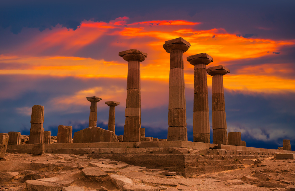 Late Antique Little Ice Age associated with fall of eastern Roman